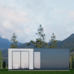 Maison modulaire moderne avec des panneaux blancs et gris foncé, grandes portes coulissantes en verre et une porte simple, située dans une zone herbeuse avec des arbres élancés et des montagnes en arrière-plan sous un ciel partiellement nuageux.