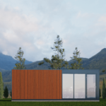 Bureau modulaire moderne avec façade en bois et grandes fenêtres en verre, situé dans une zone herbeuse avec des arbres et des montagnes en arrière-plan, sous un ciel partiellement nuageux.